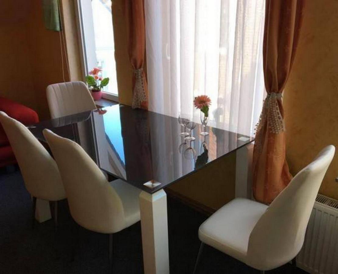 Apartment Am Park Oldenburg Esterno foto